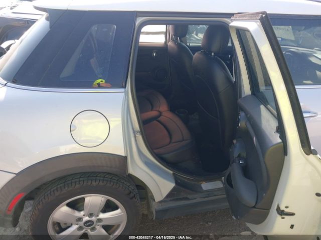 2016 MINI HARDTOP WMWXU1C52G2D10472 Photo 7