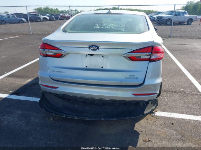 3FA6P0LU7KR147641 Ford Fusion Hybrid Se