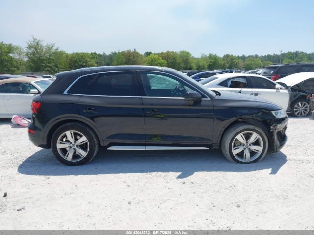 WA1BNAFY7J2231166 Audi Q5 2.0t Premium/2.0t Tech Premium