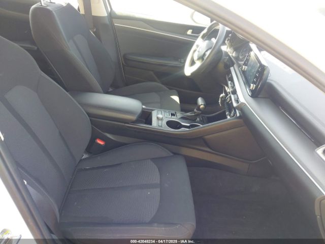 5XXG14J27MG079447 KIA K5 LXS
