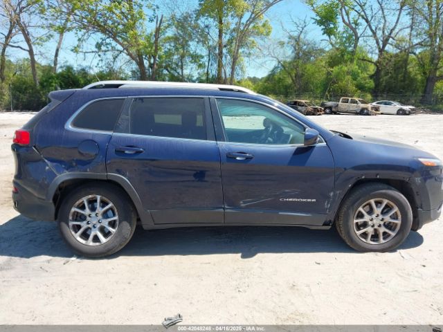 1C4PJMCS0EW296402 Jeep Cherokee Latitude