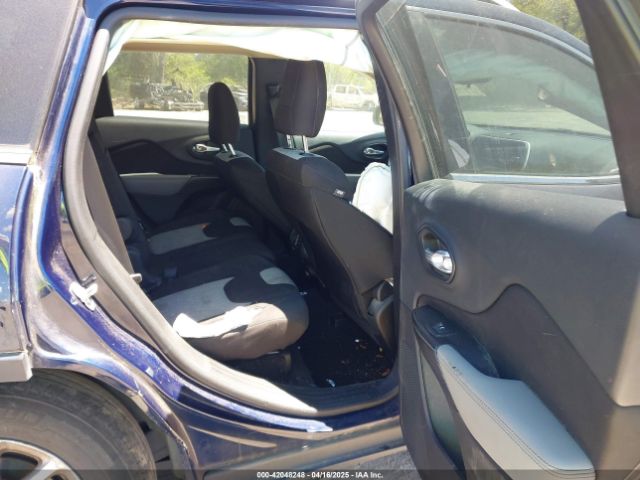 1C4PJMCS0EW296402 Jeep Cherokee Latitude