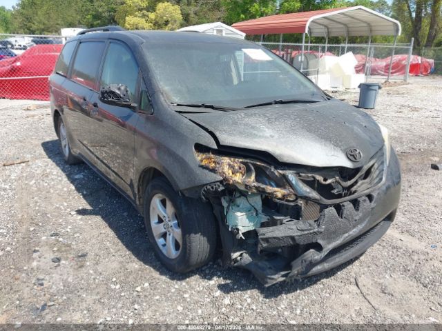 5TDKZ3DC5HS780672 Toyota Sienna Le 8 Passenger