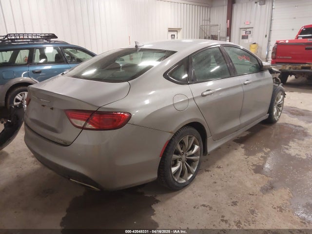 Chrysler 200 S 2015 1C3CCCDG0FN522916 Image 4