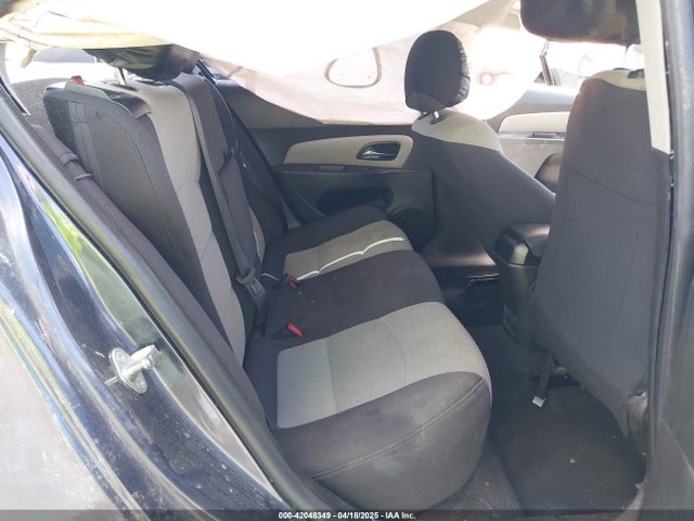 1G1PA5SH6E7245021 Chevrolet Cruze Ls Auto