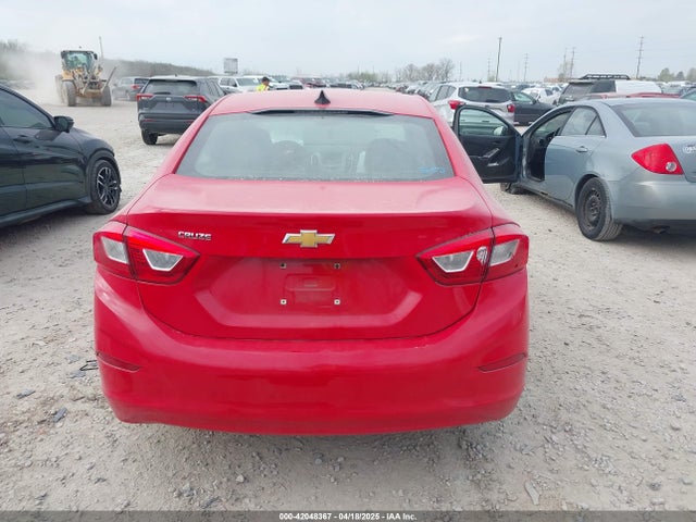 1G1BC5SM1J7106018 Chevrolet Cruze Ls Auto