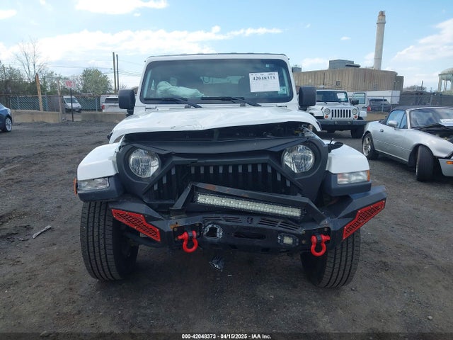 1C4HJXEN3LW164986 Jeep Wrangler Unlimited Sahara 4x4