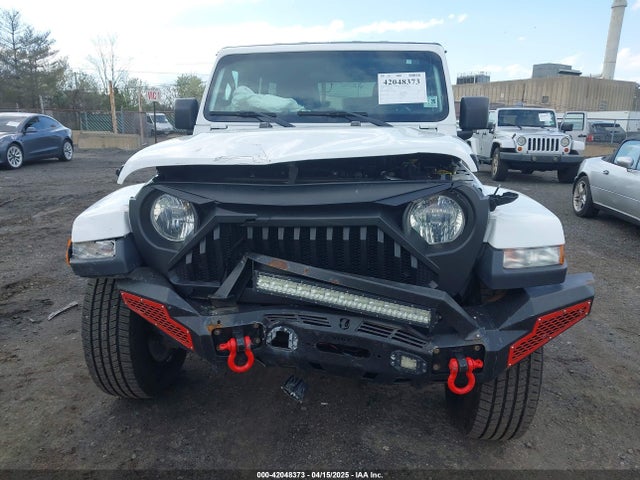 1C4HJXEN3LW164986 Jeep Wrangler Unlimited Sahara 4x4