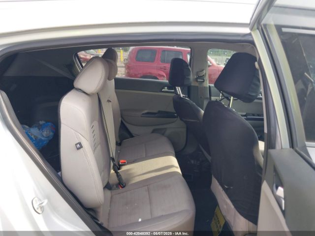 KNDPM3AC6J7464822 KIA Sportage Lx