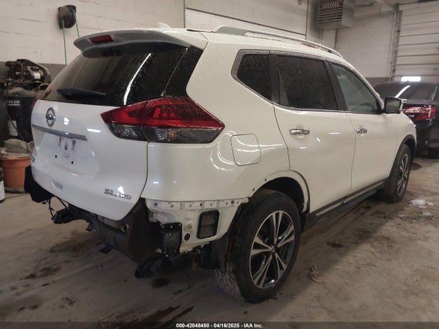 5N1AT2MV8JC815037 Nissan Rogue Sl