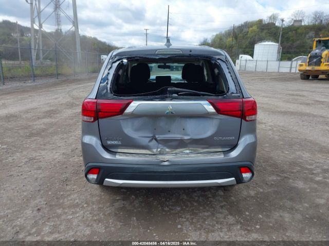 JA4AZ3A36JJ004547 Mitsubishi Outlander Es