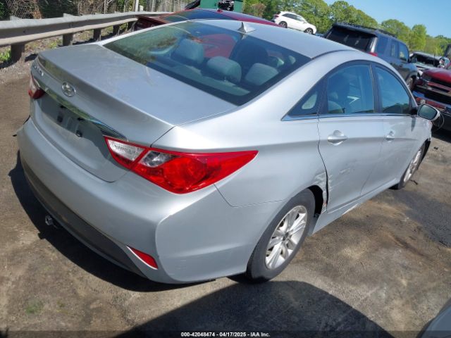 5NPEB4AC9EH852955 Hyundai SONATA GLS