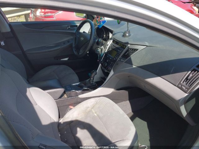 5NPEB4AC9EH852955 Hyundai SONATA GLS