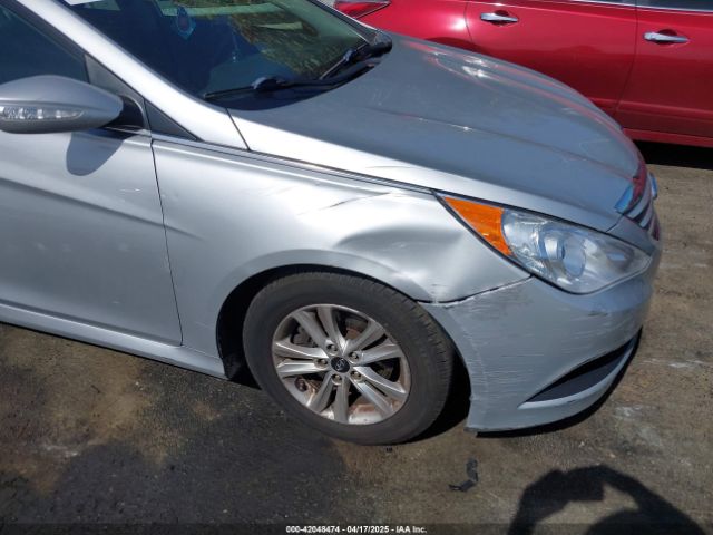 5NPEB4AC9EH852955 Hyundai SONATA GLS