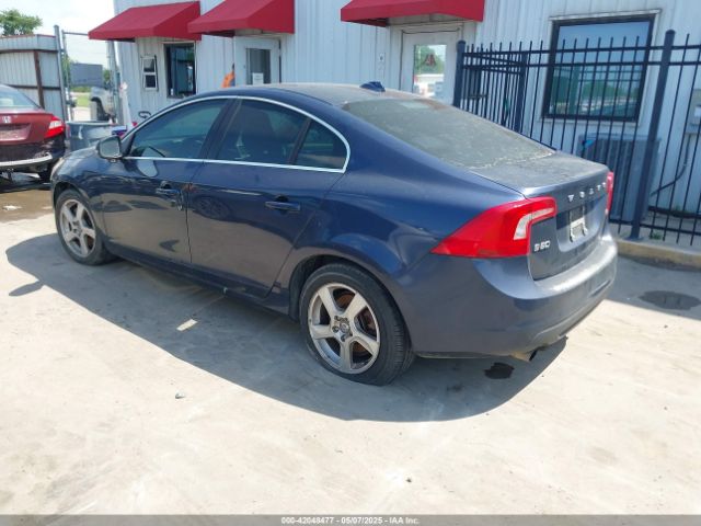 2012 VOLVO S60 YV1622FS5C2046841 Photo 2