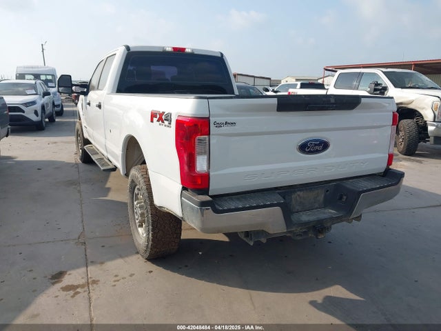 1FT7W2BT5KED25099 Ford F-250 Xl