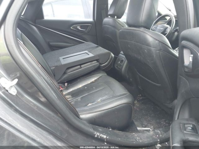 1C3CCCCG6FN528429 Chrysler 200 C