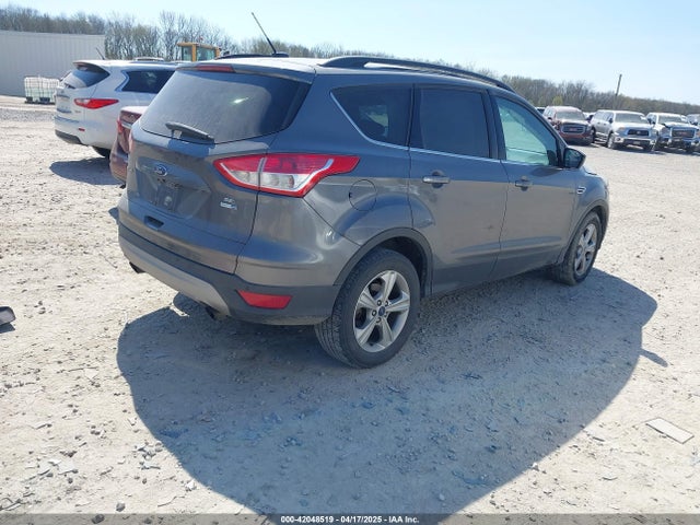 1FMCU9GX0EUC75145 Ford ESCAPE SE