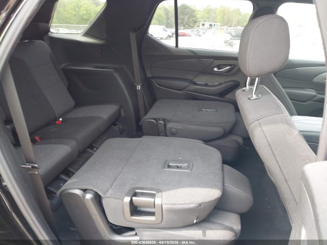 1GNERGKWXNJ116112 Chevrolet Traverse Fwd Lt Cloth