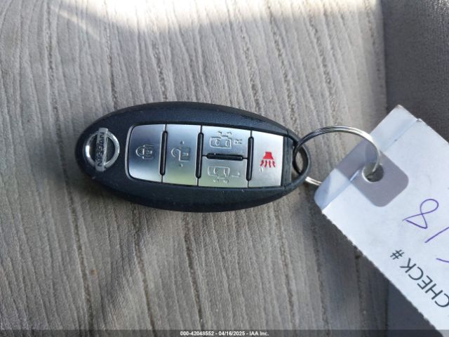 JN8AE2KP1H9167796 Nissan Quest Sv