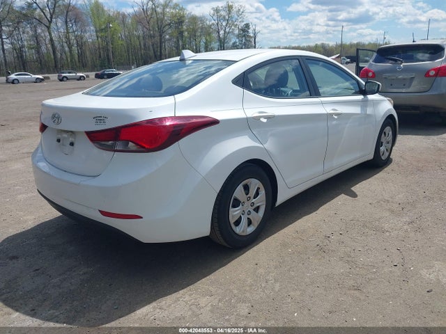 5NPDH4AE4GH683961 Hyundai ELANTRA SE