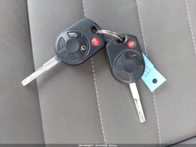 1FMCU0F75KUB83831 Ford ESCAPE S