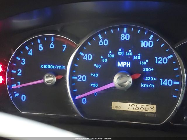 2010 MITSUBISHI ENDEAVOR 4A4JN3AS4AE011216 Photo 6