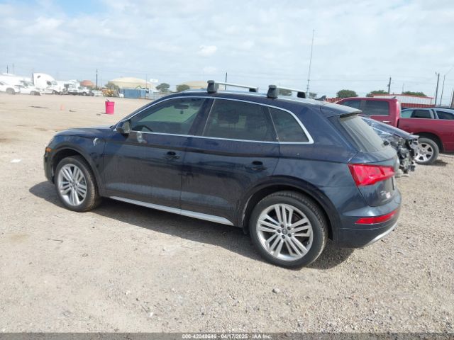 WA1BNAFY6K2067166 Audi Q5 45 Premium