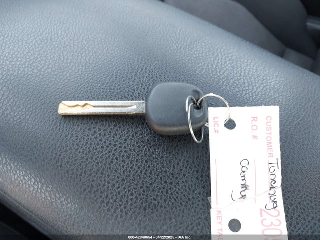4T1B11HK8JU655059 Toyota CAMRY LE