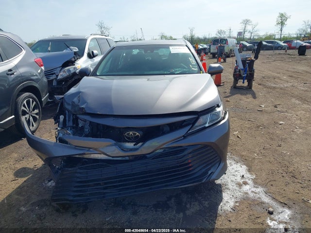 4T1B11HK8JU655059 Toyota CAMRY LE