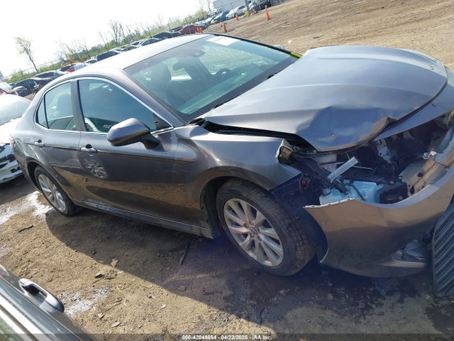 4T1B11HK8JU655059 Toyota CAMRY LE