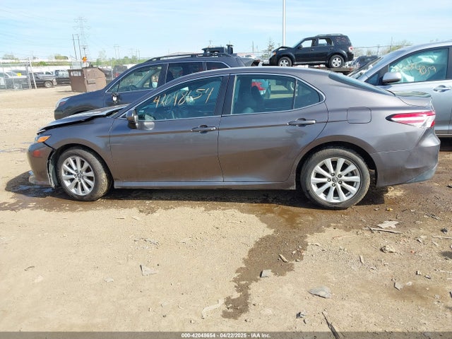4T1B11HK8JU655059 Toyota CAMRY LE