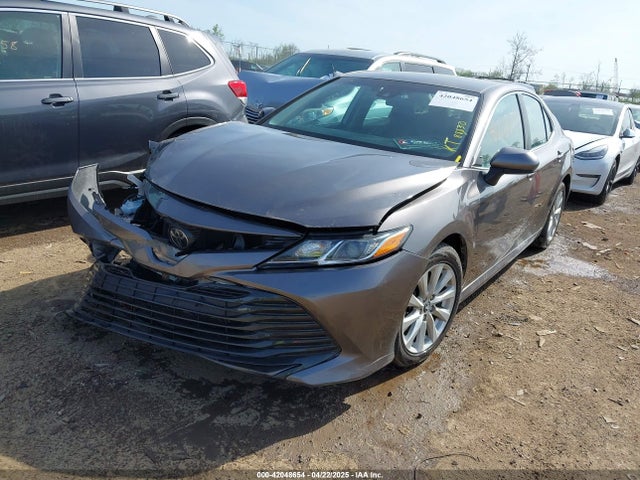 4T1B11HK8JU655059 Toyota CAMRY LE