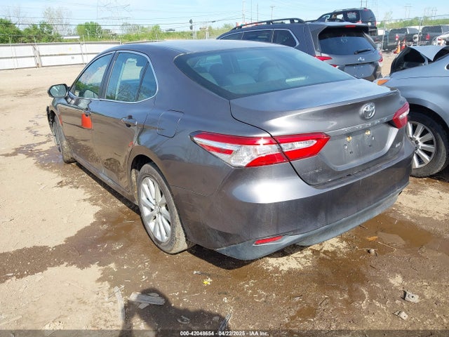 4T1B11HK8JU655059 Toyota CAMRY LE