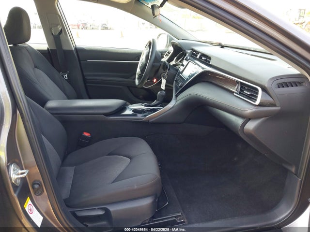 4T1B11HK8JU655059 Toyota CAMRY LE