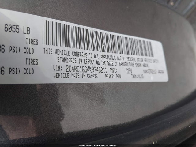 Chrysler Pacifica 35th Anniversary Limited 2019 2C4RC1GG4KR746211 Image 9