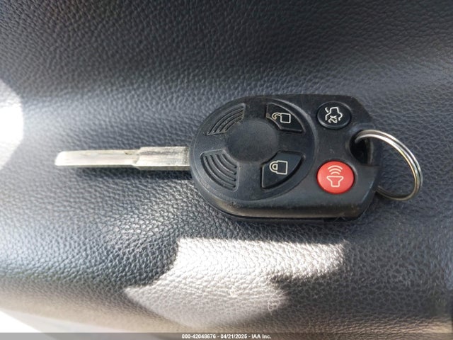 1FMCU9GXXGUB78201 Ford ESCAPE SE