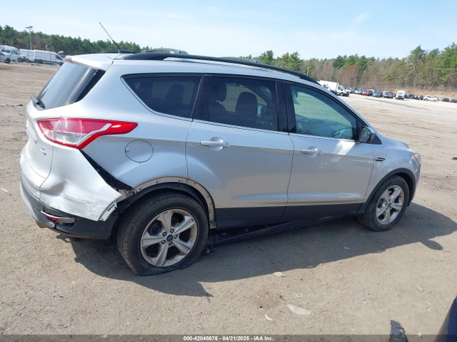 1FMCU9GXXGUB78201 Ford ESCAPE SE