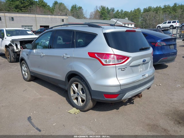 1FMCU9GXXGUB78201 Ford ESCAPE SE