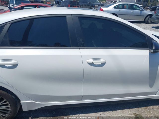 3KPF54AD7RE692573 KIA Forte Gt-line