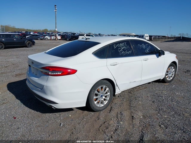 Ford FUSION S 2017 3FA6P0G73HR392420 Image 4