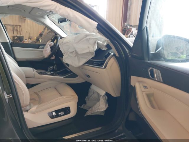 2020 BMW X7 5UXCW2C08L9B79862 Photo 4