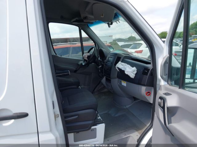 WD3PE7DD9GP179494 Mercedes-Benz Sprinter 2500 Normal Roof