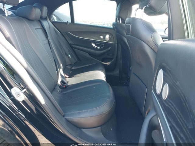 WDDZF4JB5JA380872 Mercedes-Benz E 300