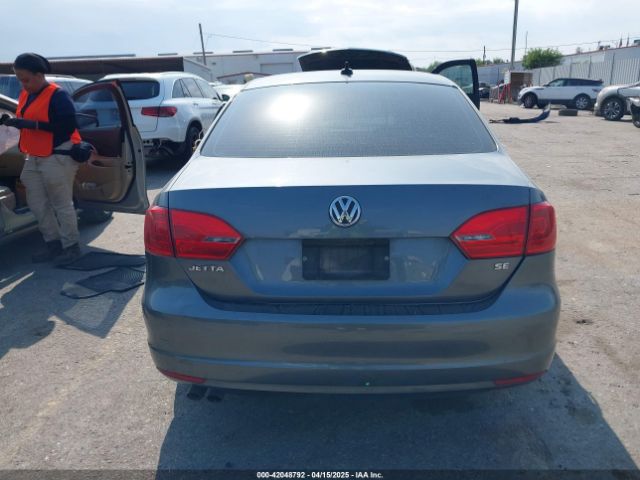 3VWD07AJ3EM275834 Volkswagen Jetta 1.8t Se