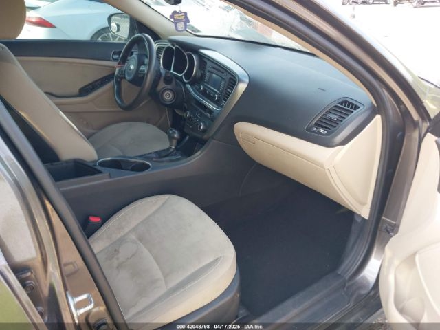 5XXGM4A73EG300966 KIA Optima Lx