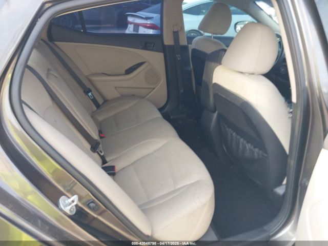 5XXGM4A73EG300966 KIA Optima Lx