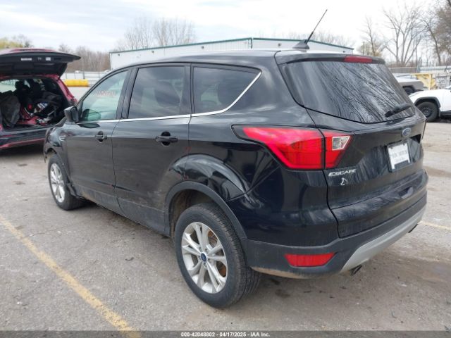 1FMCU9GD8KUB56356 Ford ESCAPE SE