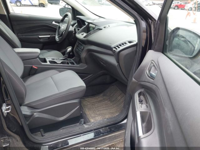 1FMCU9GD8KUB56356 Ford ESCAPE SE