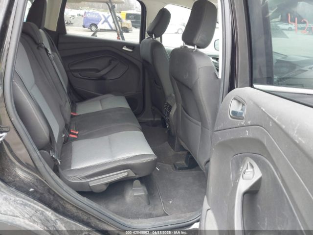 1FMCU9GD8KUB56356 Ford ESCAPE SE